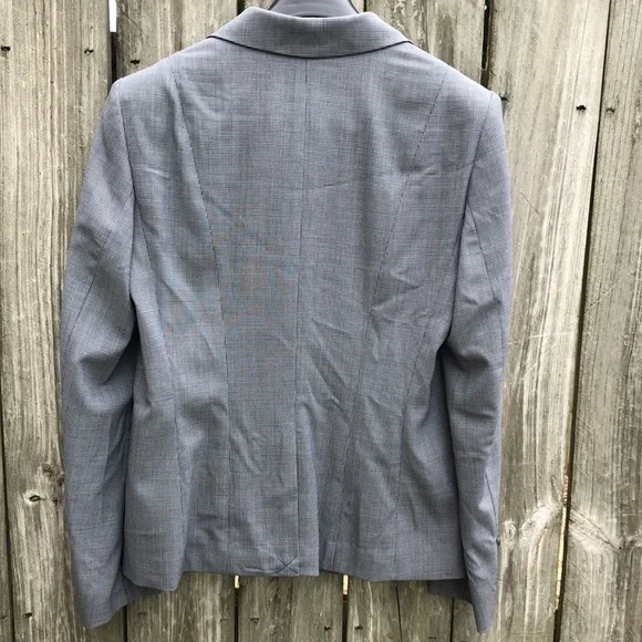 Brooks Brothers - Picture 7 of 16